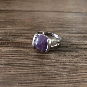 sliver and purple moon stone ring in size 9